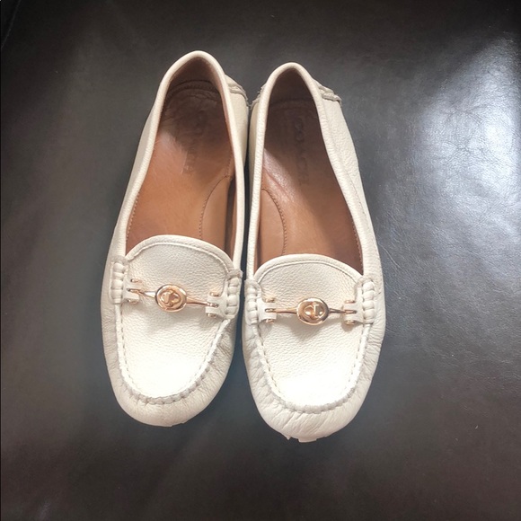 Cream, Leather driving moccasin - Picture 2 of 4